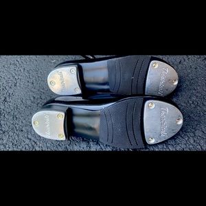 Like new size 13 kids tap shoe